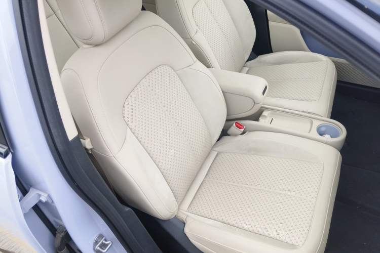 Used firefly 2025 Illuminated Edition
