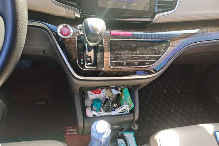 Used Honda Odyssey 2017 2.4L Luxury Edition
