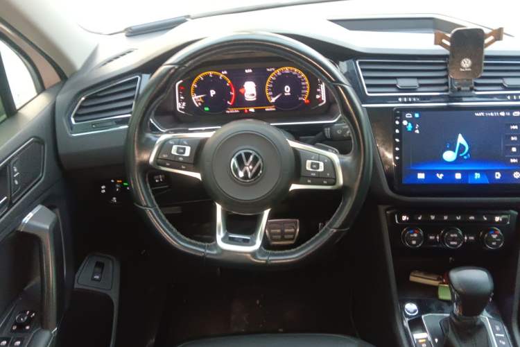 Used Volkswagen Tiguan L 2021 330TSI Automatic Two-Wheel Drive R-Line Enhanced Edition Steering Wheel