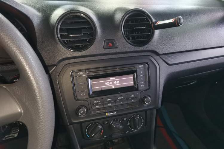 Used Volkswagen Jetta 2015 Value Edition 1.6L Manual Fashionable Style