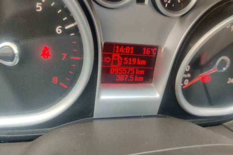 Used Ford Focus 2011 Hatchback 1.8L Automatic Fashion Edition