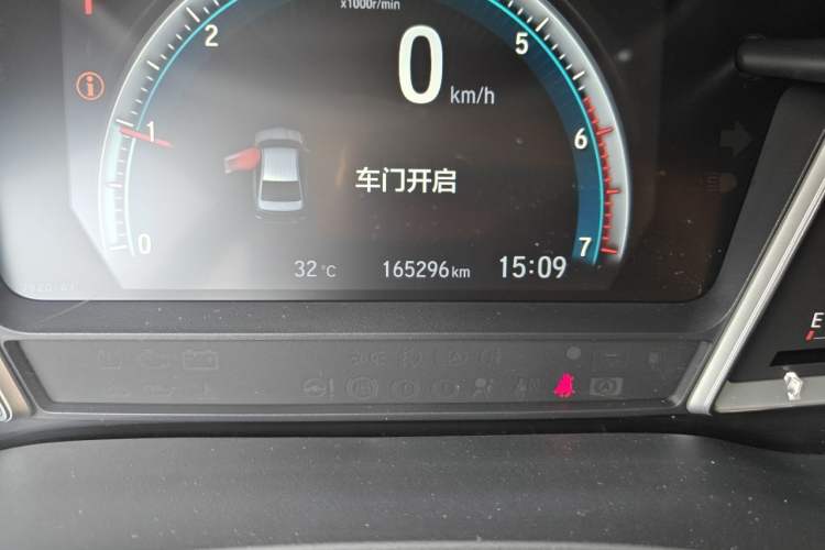 Used Honda Envix 2019 180TURBO CVT Prestige Edition China VI
