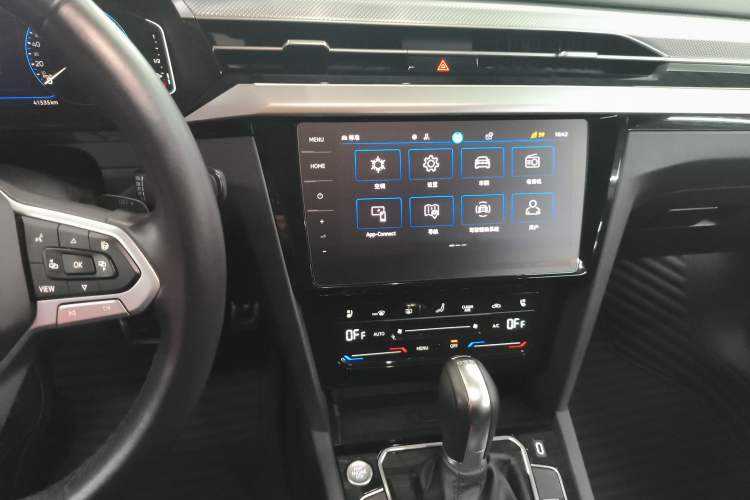 Used Volkswagen FAW-Volkswagen CC 2023 Hunting Vehicle 380TSI Hunter's Heart Edition