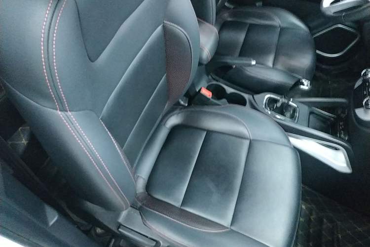 Used Changan CS35 2016 1.6L Manual Luxury Model China V Standard