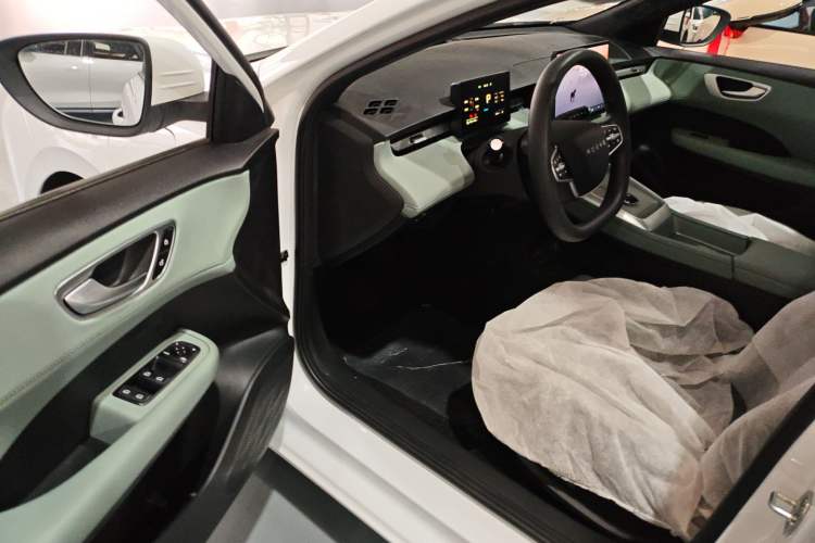 Used Roewe D6 2025 450km Deluxe Edition