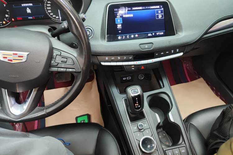 Used Cadillac XT4 2018 28T Two-Wheel Drive Tech Version