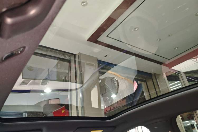 Used Li Auto Li Auto i6 2025 Model Two-Wheel-Drive Standard Type