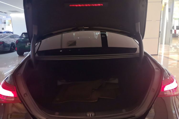 Used Mercedes-Benz E-Class (Import) 2021 Restyled E 260 Luxury Sports Edition
