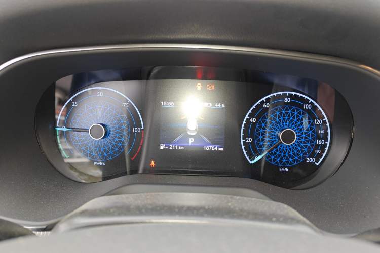 Used Hongqi E-QM5 2021 Online Booking Charging Basic Edition 5 Seats Instrument Cluster