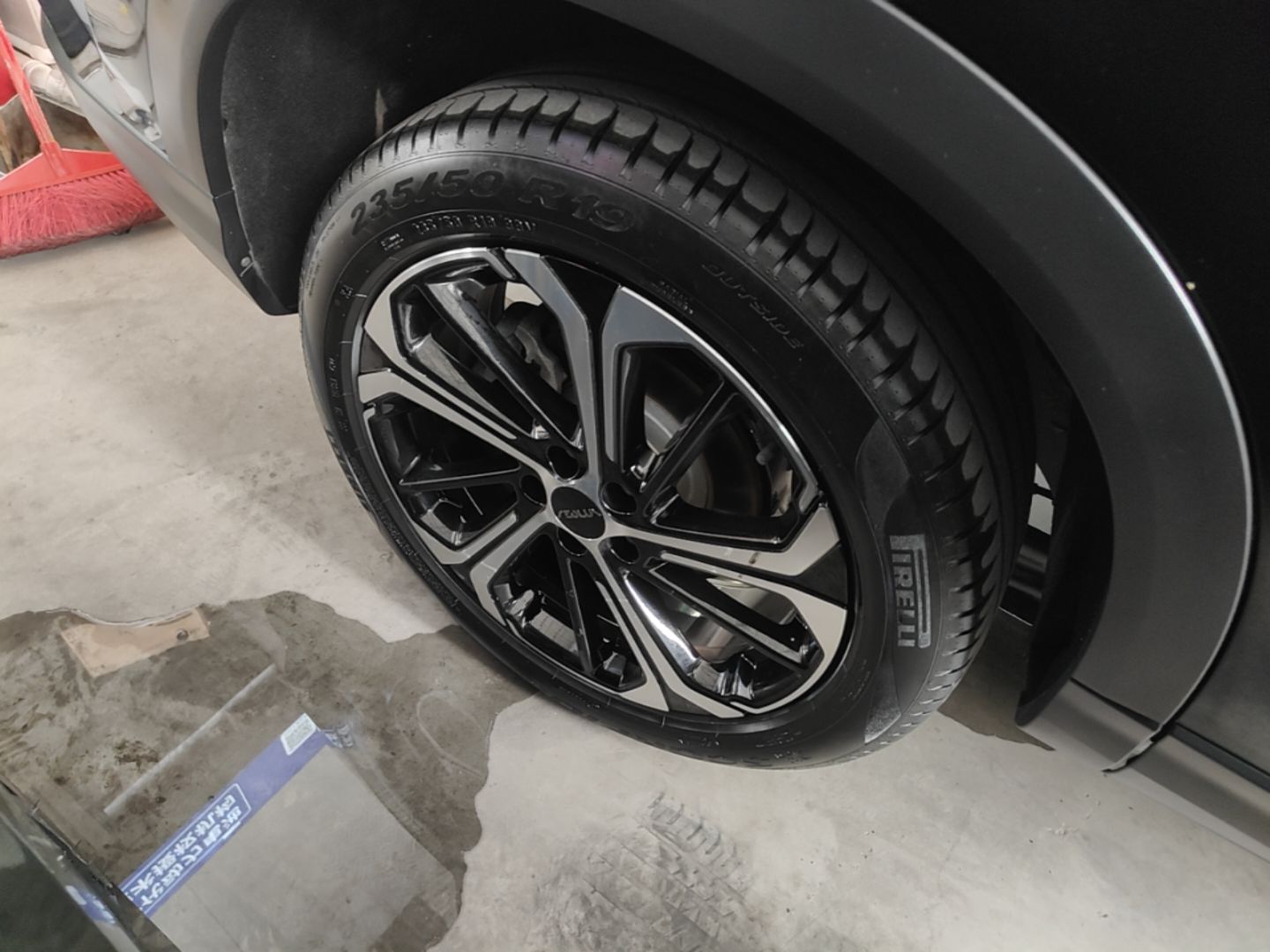 Dongfeng Aeolus Huge 2022 Mach Dual-Motor 1.5T MHD Dare-to-Dream Edition — снимка 11