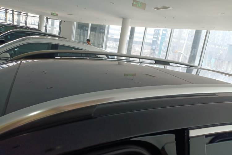 Used Mercedes-Benz GLC 2024 Refreshed GLC 300 L 4MATIC Dynamic Version 5 Seats