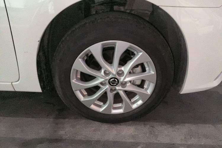Used Nissan Sylphy 2024 Revised Version Classic 1.6XE CVT Comfort Edition Right Front Wheel Hub