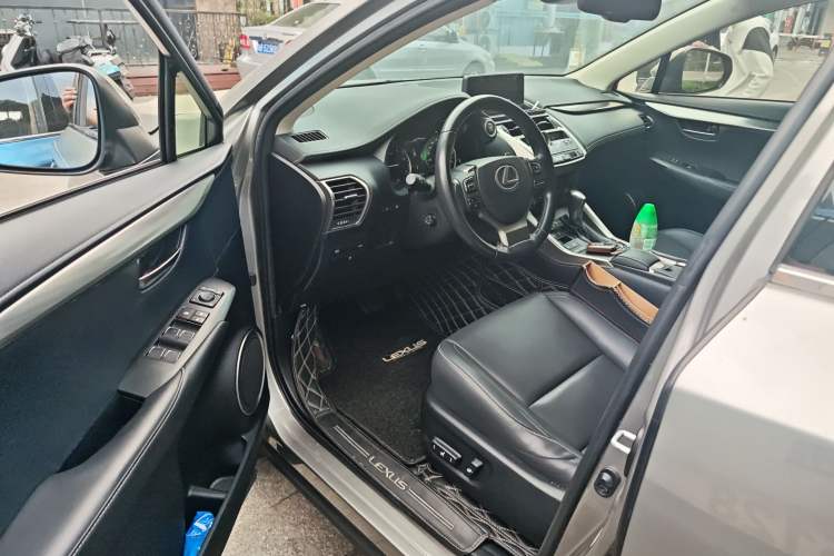 Used Lexus NX 2020 200 All-Wheel Drive Fēngshàng Version China VI Standard
