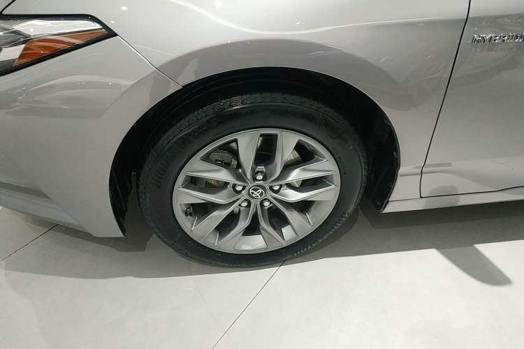 Used Toyota Avalon 2019 Dual-Engine 2.5L Luxury Edition China VI Standard Left Front Wheel Hub