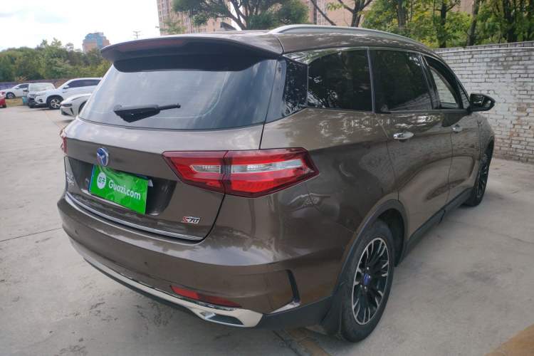 Used TRAUM S70 2018 1.5T Automatic Luxury 7-Seater
