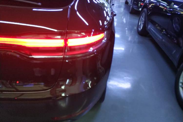 Used Porsche Macan 2018 Macan 2.0T