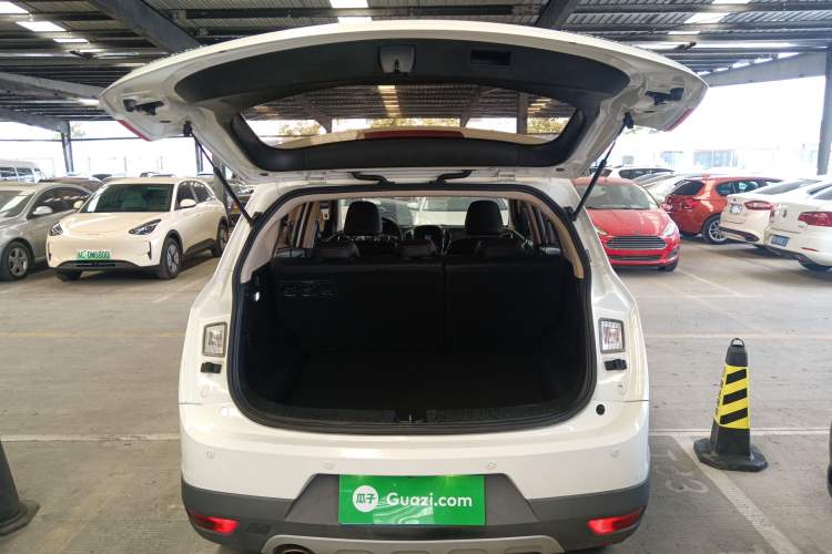Used Baojun 560 2016 1.8L iAMT Luxury Model
