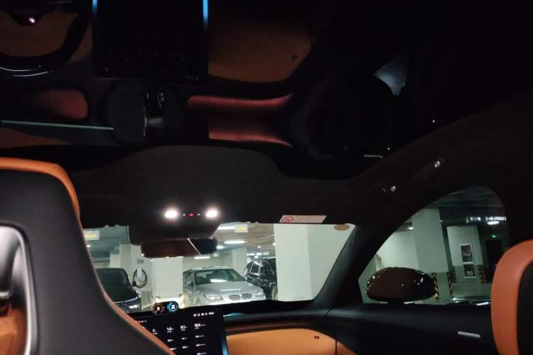 Used Xiaomi Auto YU7 2025 Ultra-Long Range High-Performance All-Wheel-Drive Max Edition