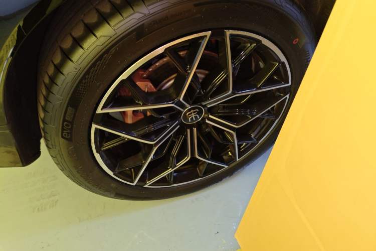 Used BYD Song L EV 2024 602 km All-Wheel-Drive Excellence Version