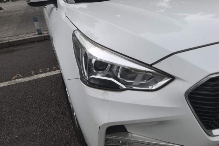 Used Haval M6 2018 1.5T DCT Two-Wheel Drive Elite Model