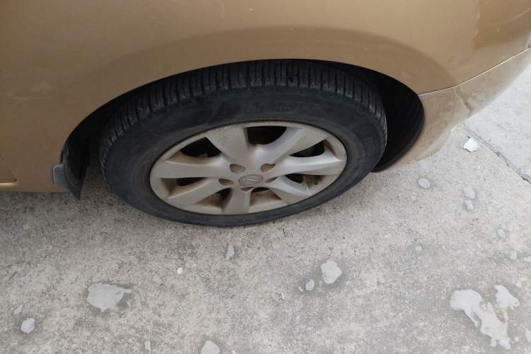 Used Nissan Tiida 2011 1.6L CVT Comfort Model
