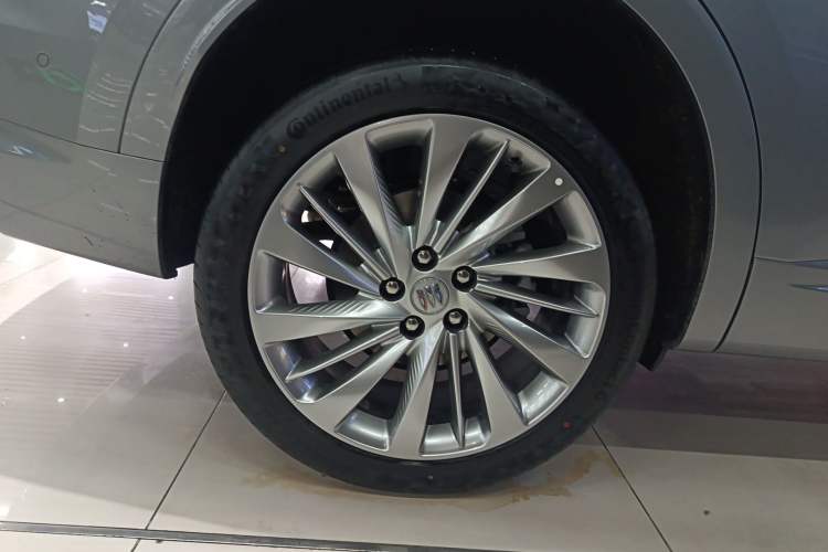 Used Buick Envision 2026 Model Equinox Plus Four-Wheel-Drive Avenir Aivia Right Rear Wheel Hub