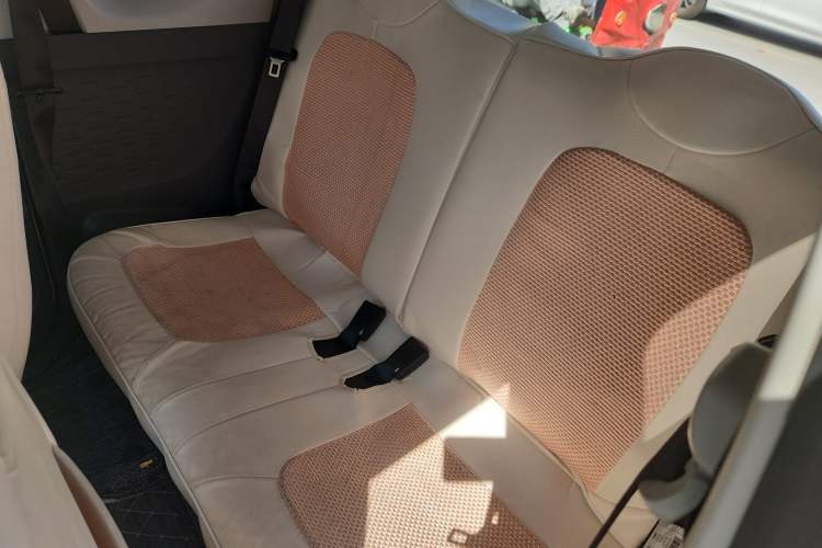 Used Wuling Hongguang MINIEV 2022 Macaron Premium Model – Lithium Iron Phosphate