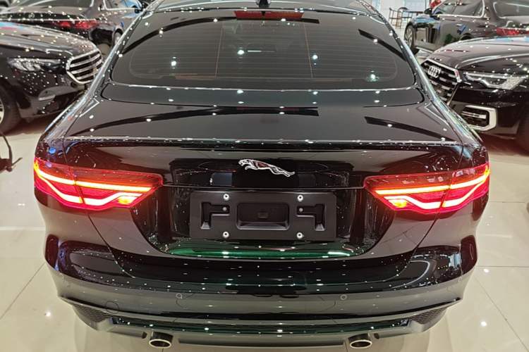 Used Jaguar XEL 2024 2.0T 250 PS R-DYNAMIC S Advanced Sport Edition
