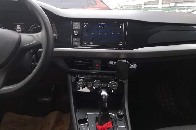 Used Volkswagen Bora Pure Electric 2020 Shan Model Audio And AC Panel