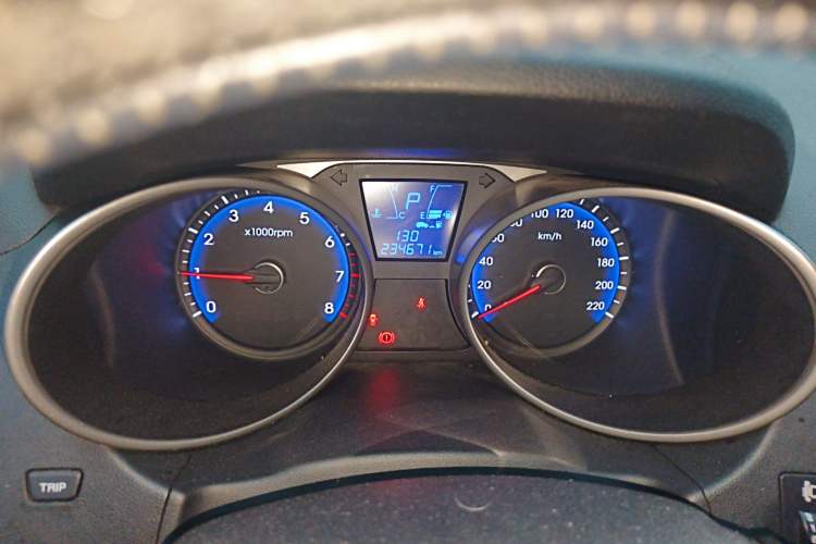 Used Hyundai ix35 2013 2.0L Automatic Two-Wheel Drive Smart GLS China IV Standard
