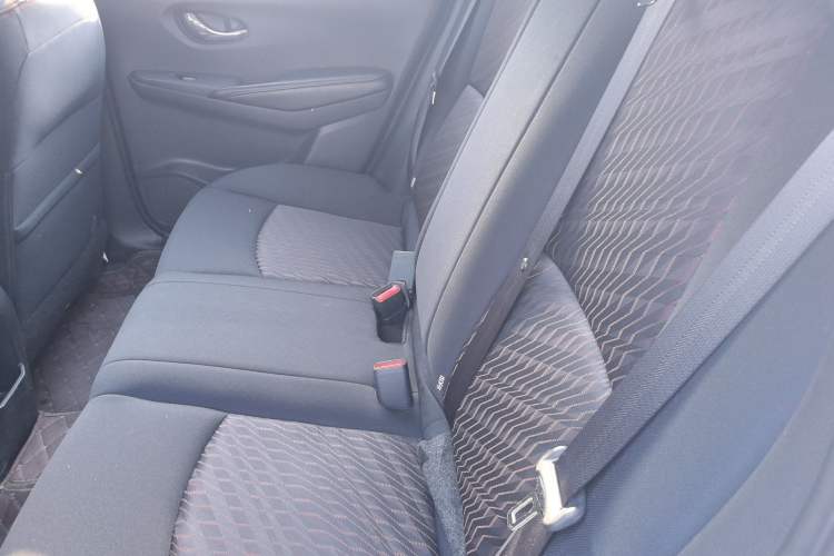 Used Nissan Lannia 2016 1.6L Manual Cool Edition