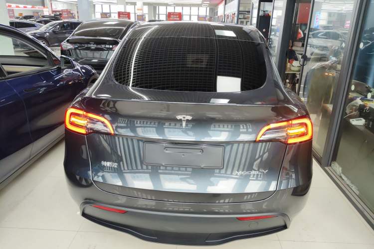 Used Tesla Model Y 2024 Rear-Wheel-Drive Version Rear