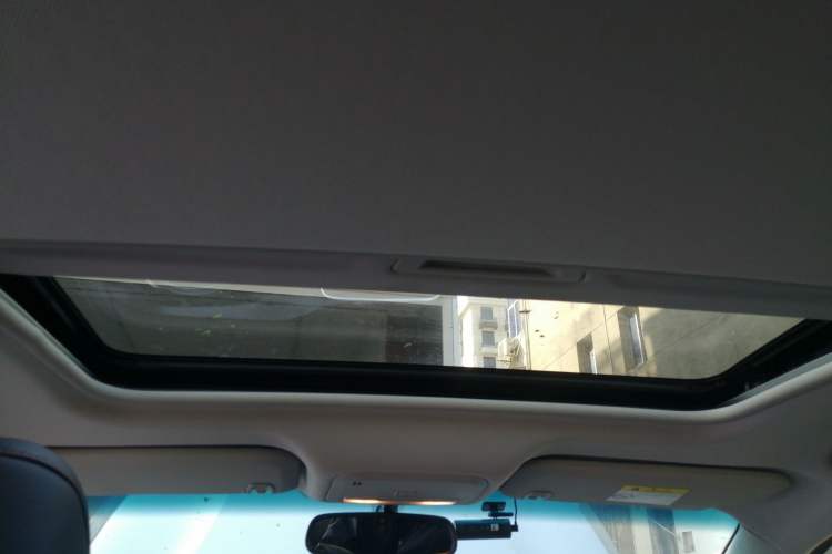 Used Chevrolet Monza 2019 Redline 320T Dual-Clutch Sporty Version China VI Standard Headliner