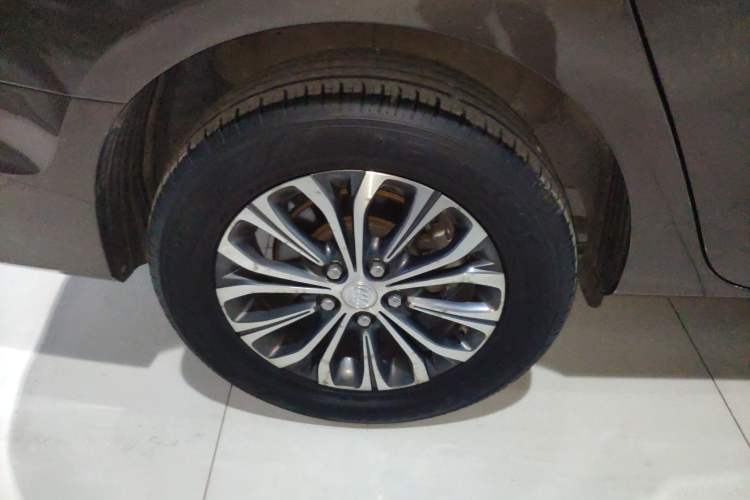 Used Buick GL8 2022 Land Cruiser Executive Class 652T Comfort Model
