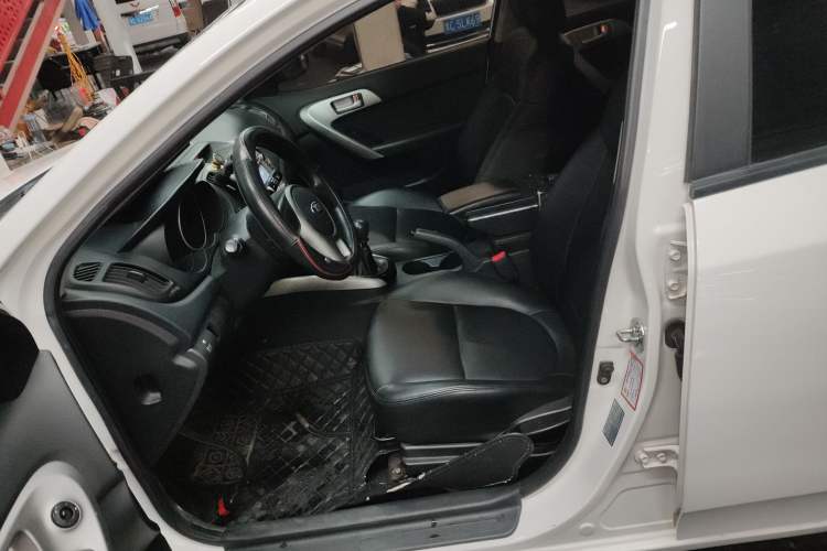 Used Kia Forte 2014 1.6L MT GL