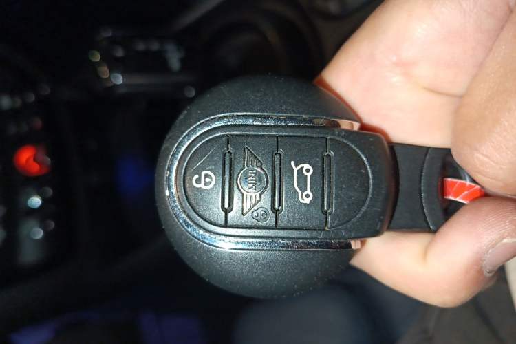 Used MINI Clubman 2022 1.5T COOPER Connoisseur Vehicle Key