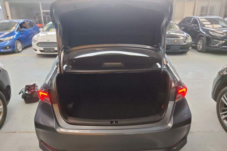 Used Toyota Corolla 2021 Dual-Motor 1.8L E-CVT Elite Edition
