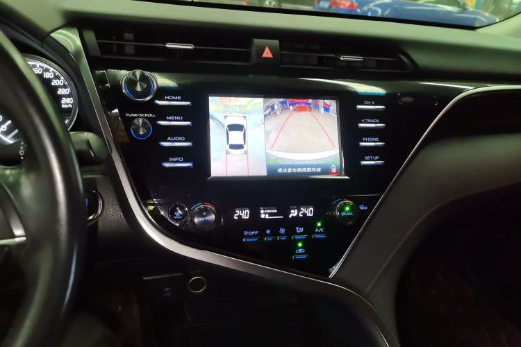 Used Toyota Camry 2018 2.0G Luxury Edition Audio And AC Panel