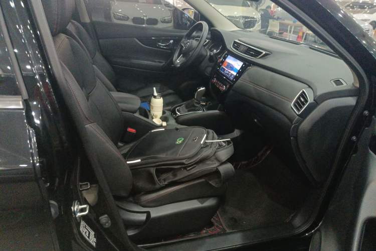 Used Nissan Qashqai 2022 2.0L CVT XV Smart Enjoyment Version
