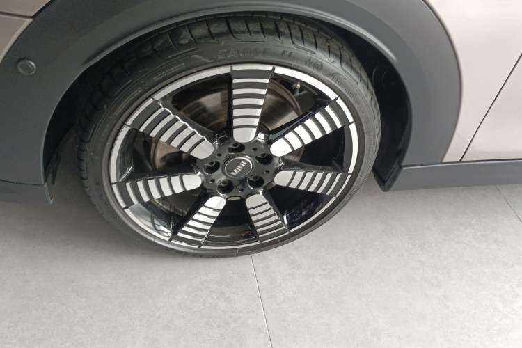 Used MINI 2023 Facelift 2.0T COOPER S Artist Five-Door Edition