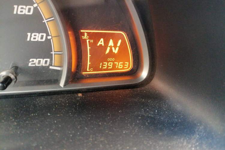 Used Chevrolet Sail 2011 Sedan 1.4L AMT Happiness Edition