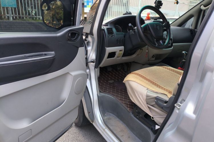 Used FORTHING Lingzhi 2018 M3 1.5L 7-Seater Standard Model