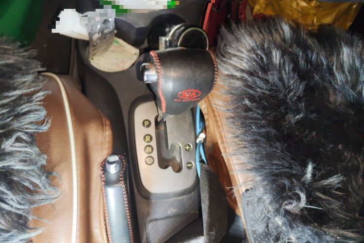 Used Kia Sportage 2009 2.0L Automatic 2WD GL Trim Gear Lever