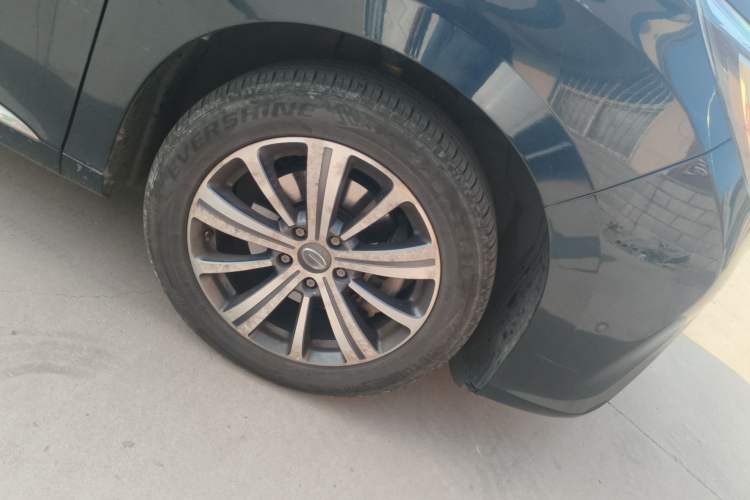 Used GAC Trumpchi M8 2018 320T Flagship Edition Right Front Wheel Hub