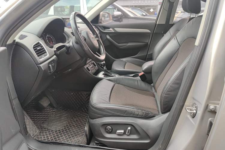 Used Audi Q3 2017 30 TFSI Fashion Model Left Front Seat