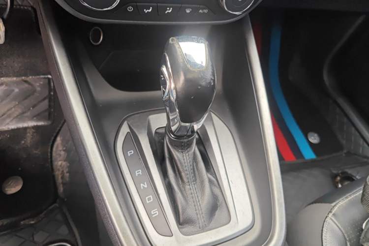 Used Ford Escort 2015 1.5L Automatic Fashion Model
