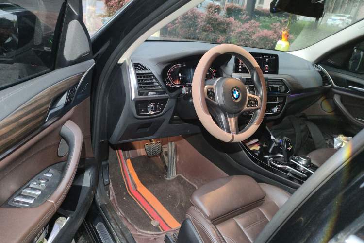 Used BMW X3 2021 xDrive28i Luxury Package Driver Seat