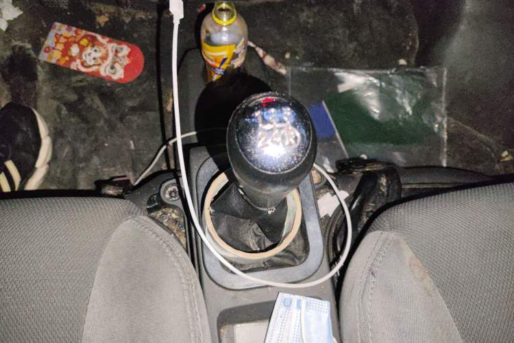 Used Dongfeng Xiaokang K05S 2019 1.2L Practical Version China VI Standard DK12 Gear Lever