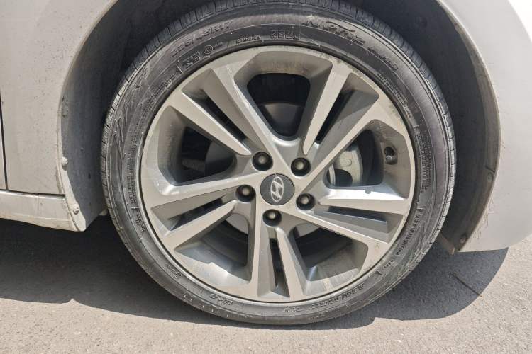 Used Hyundai Elantra (6th Generation / Lingdong) 2016 1.6L Automatic ZhiXuan – Elite Version
