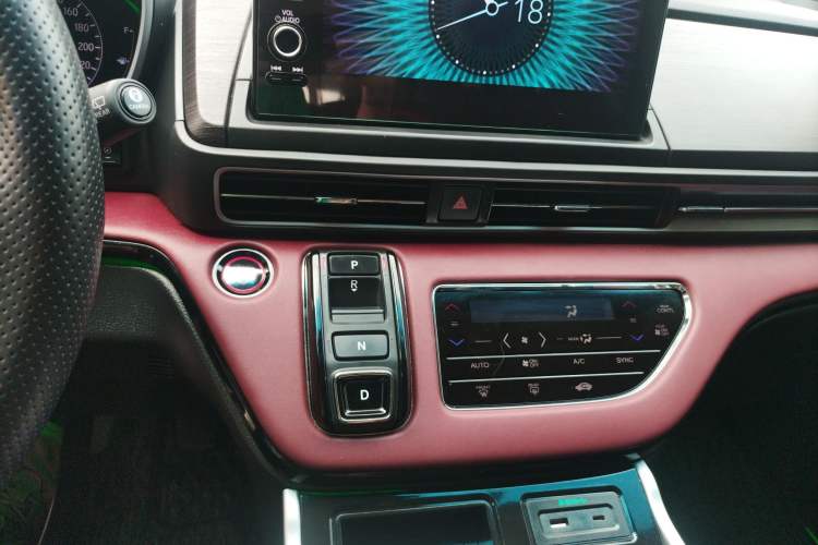 Used Honda Elysion 2022 2.0L eHEV Prestige Edition
